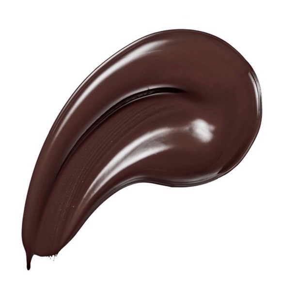 Makeup Revolution Conceal and Define Radiance Foundation F18 - Picture 4 of 6